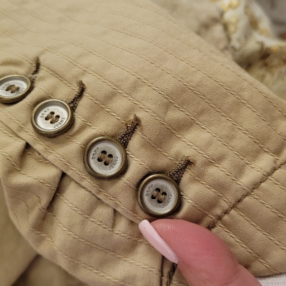 DKNY Stitch-Stripe Stretch Crop Pants - Picture 5 of 10